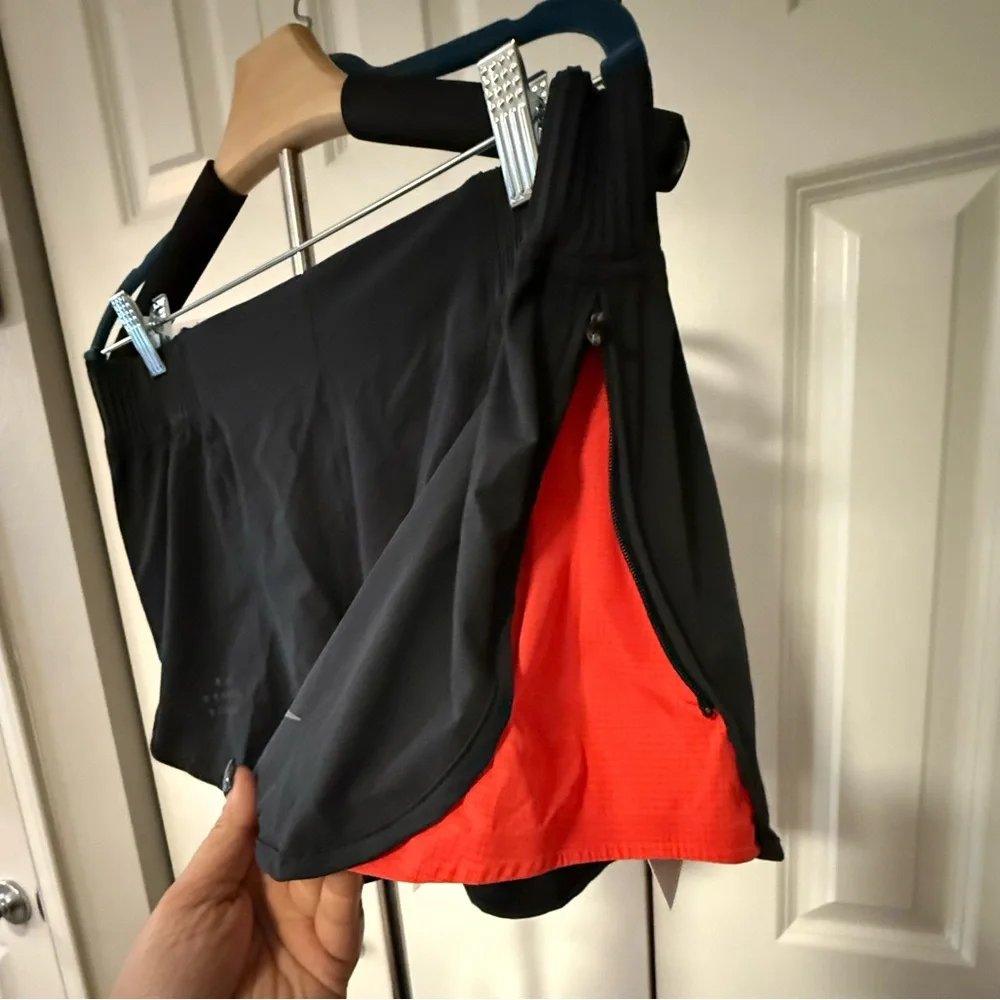 Nike NEW Running Division Black Shorts with Red Highlights NWT Size Large (L)